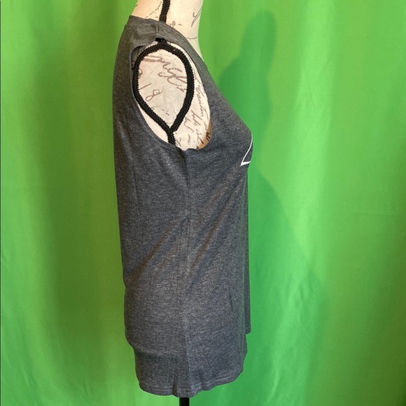 Heather Gray Sleeveless Top with Dragonfly Design - Picture 4 of 4